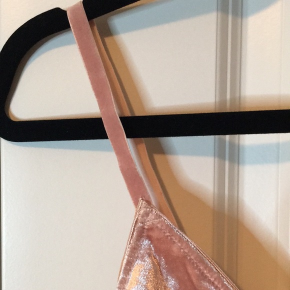 Crushed Pink Velvet Bralette - Picture 3 of 8